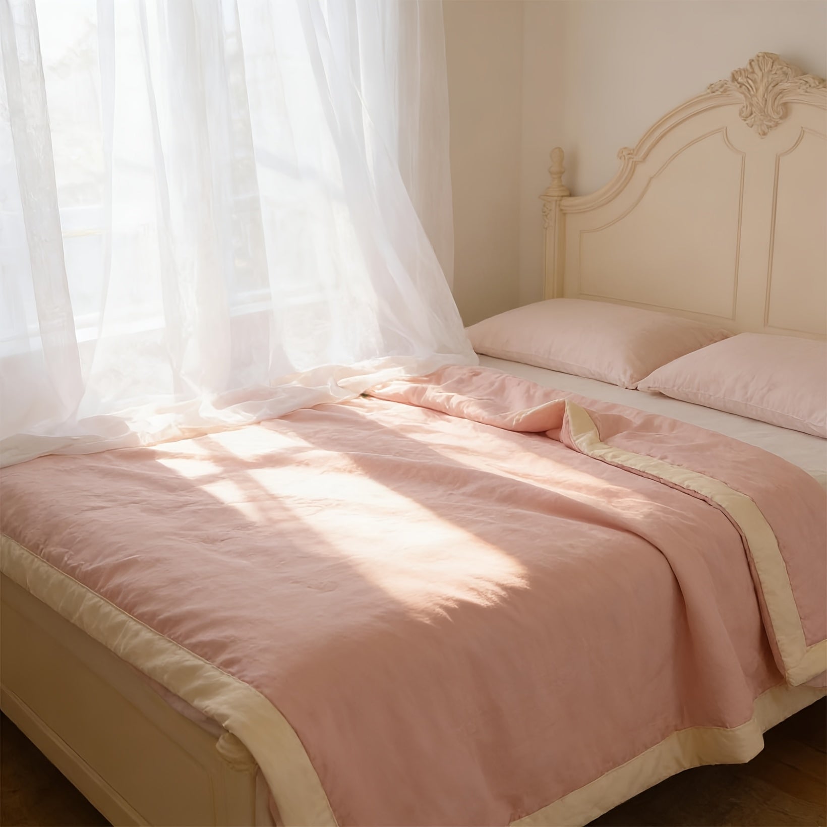 Cooling Comforter for Hot Sleepers And Night Sweats, Lightweight Breathable Summer Comforter Reversible Soft Cooling Blanket